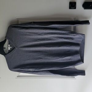 Peter Millar Wool and Silk Blend Vneck Sweater